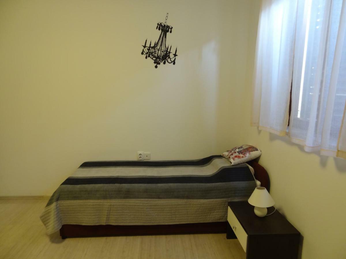Lusyhouse Villa Пула Екстериор снимка
